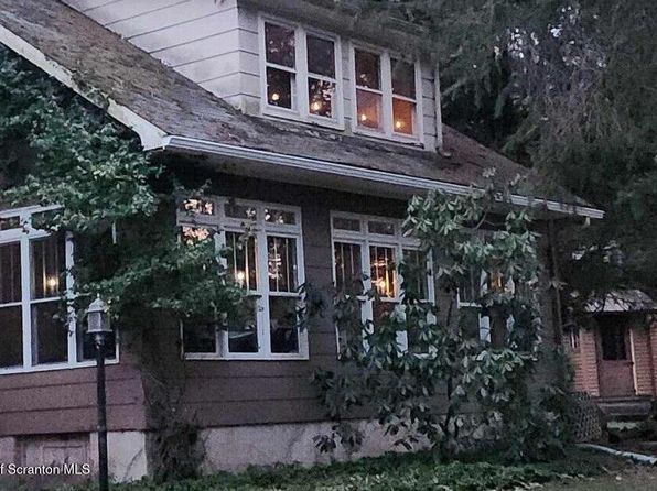 375 Little Elk Lake Rd, Montrose, PA 18801