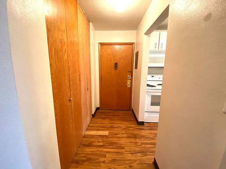 816 — Photo 25