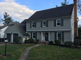 20 Colonial Ridge Dr, Haddonfield, NJ 08033