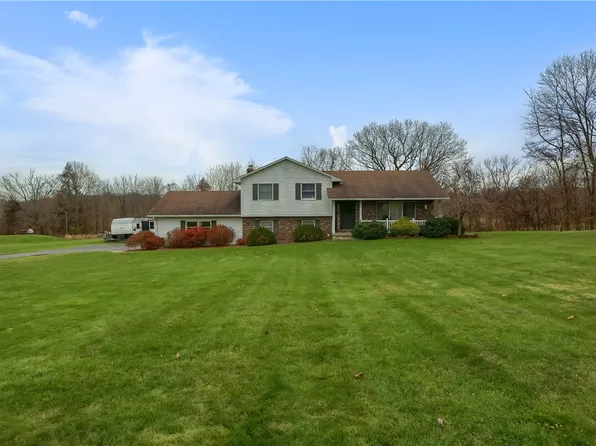 729 Cleland Mill Rd, New Castle, PA 16102