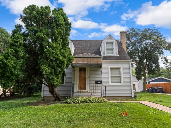 833 Walter Ave, Des Plaines, IL 60016