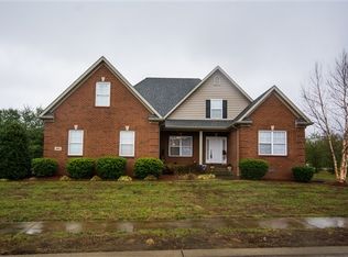 860 Mandarin Ave, Bowling Green, KY 42104