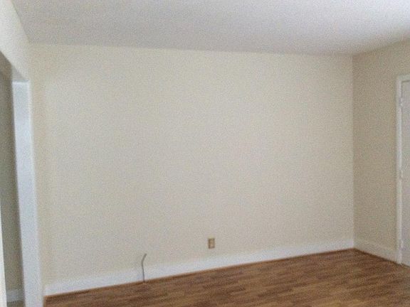4th image of 901 Edgerton St