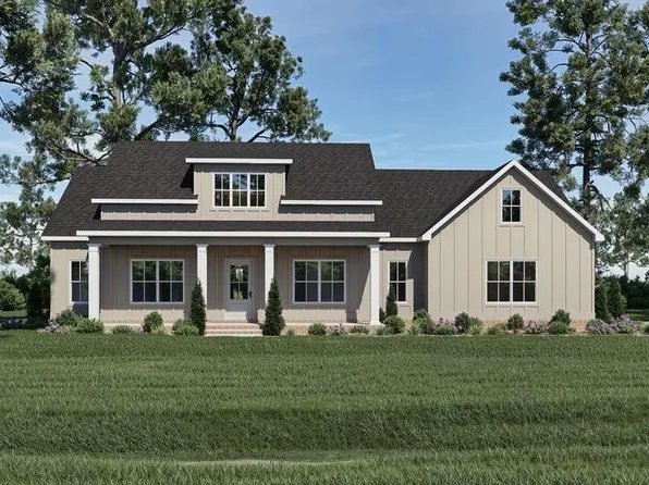 164 Blackberry Ln, Thomasville, GA 31792