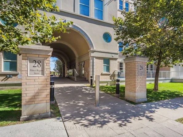 28 Prince Regent St #Penthouse 42, Markham, ON L6C 0V5