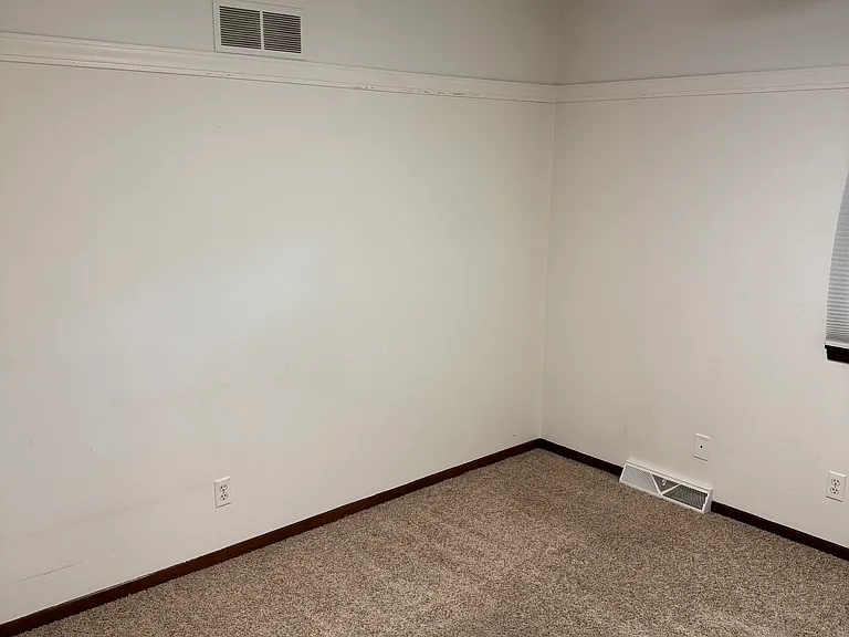 3017 Valdez Dr — Photo 20