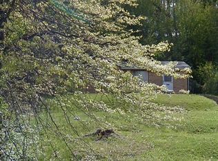 452 Hochberg Rd, Pittsburgh, PA 15235