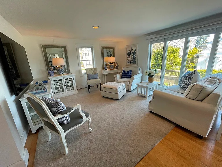 47 Ocean Ave #4 — Photo 2