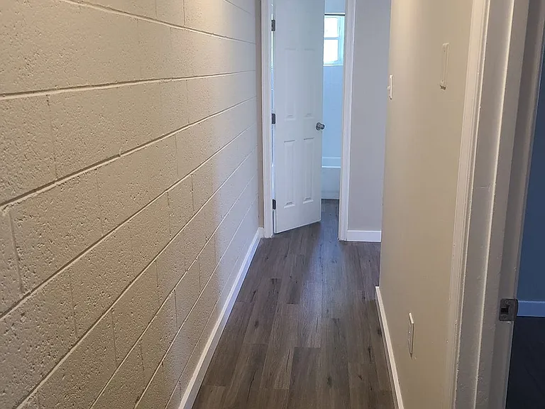 903 N 20th St — Photo 5