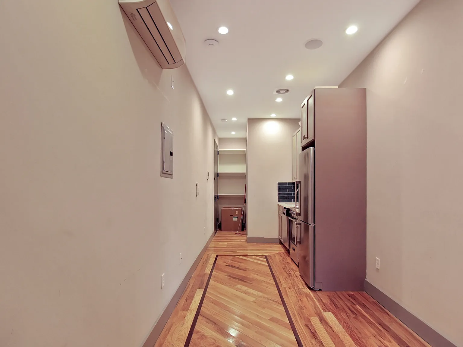 190 Utica Avenue — Photo 3