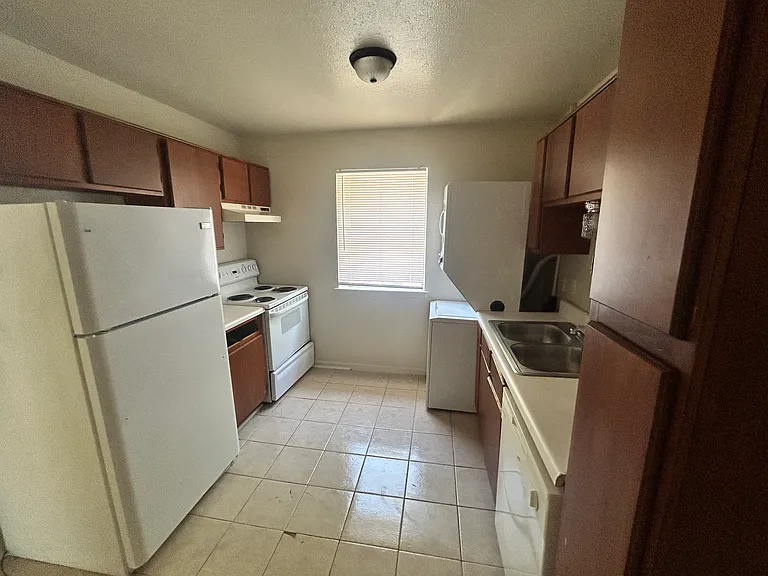 301 Northern Dove Ln #C — Photo 5