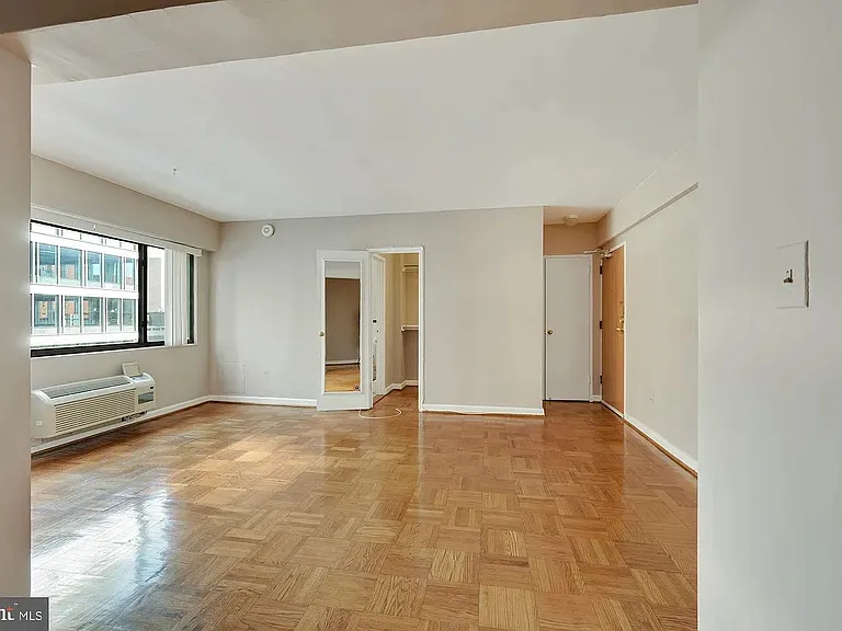 2141 I St NW #514 — Photo 20