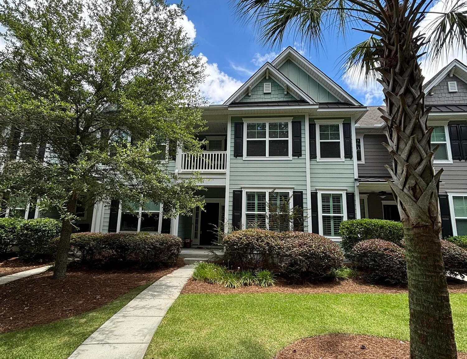3 bed, 2.5 bath, 2100 sqft, $3,250 — Photo 4