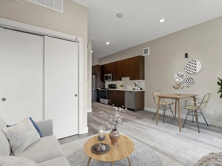 The Lumineer Apartments — Photo 4