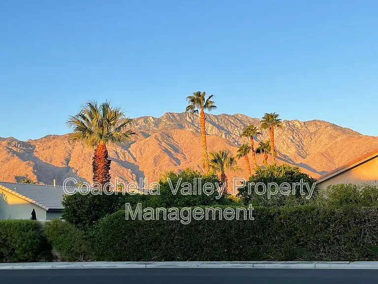 2162 Shannon Way — Photo 27