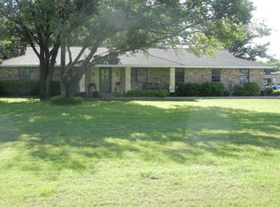 711 Georgetown Rd, Ovilla, TX 75154