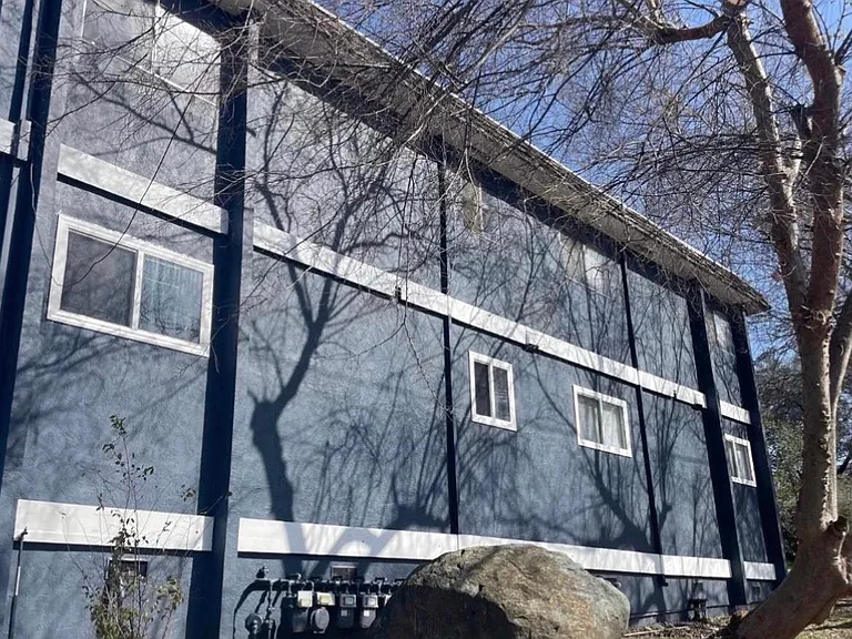 163 Pleasant Ave #4 — Photo 3