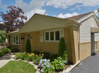 1211 Hoffman Ave, Park Ridge, IL 60068