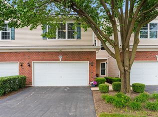 429 Merlot Ct, Oswego, IL 60543