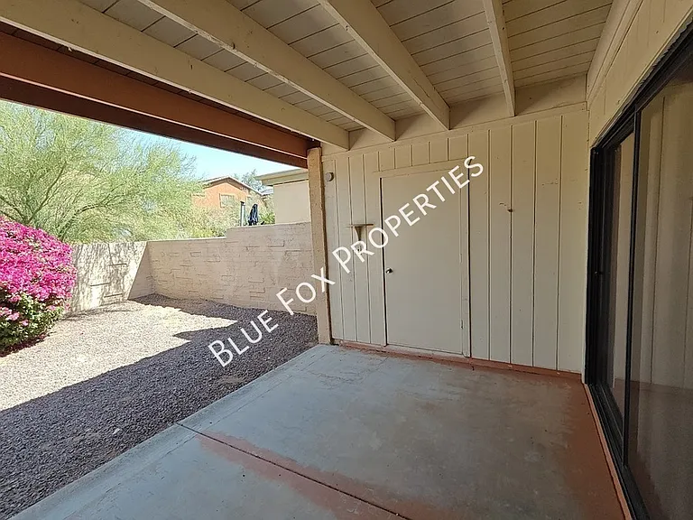 8305 N Midnight Way — Photo 25