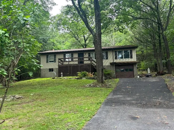 155 Mills Rd, Saylorsburg, PA 18353