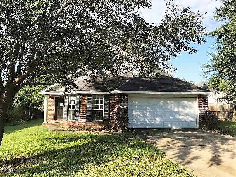 1st image of 15093 Warren Dr