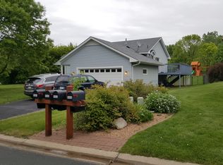 4462 Reindeer Ln, Eagan, MN 55123