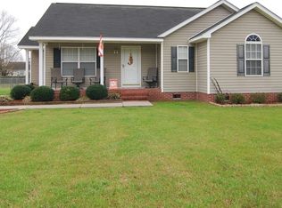 73 Hunting Inc Rd, Camden, SC 29020