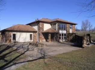2012 E 532nd Rd, Pleasant Hope, MO 65725