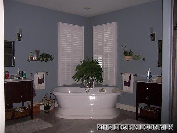 5th image of 382 Chauncey Heights Dr
