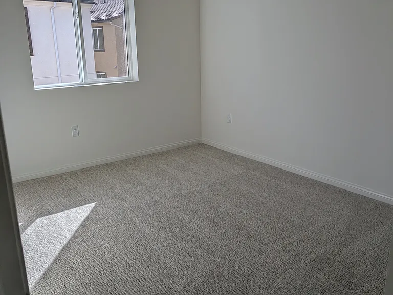 2430 E Lincoln Ave #6 — Photo 18