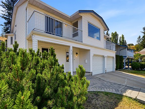 3rd image of 913 Greystone Cres