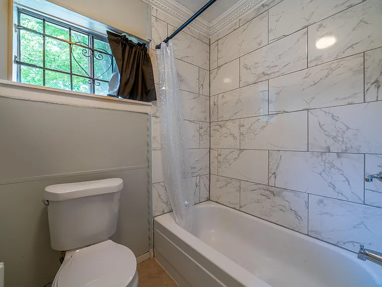 Dawson Ln — Photo 8