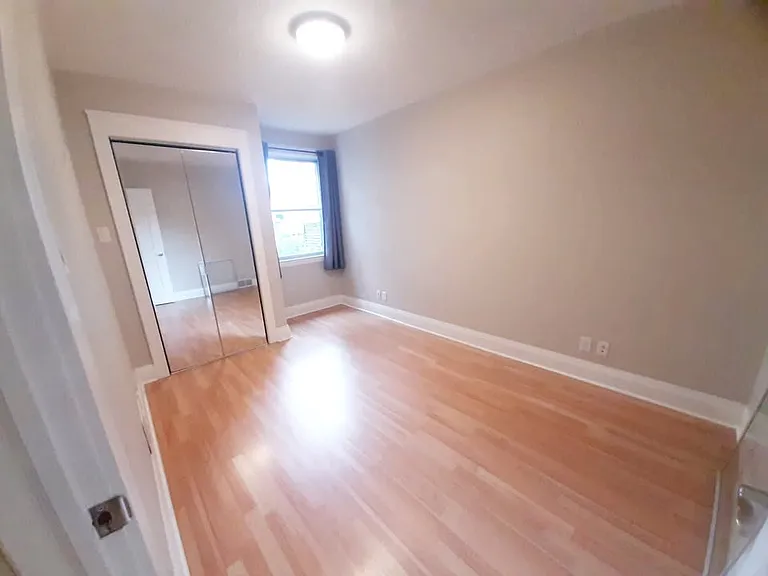 100 Kildonan Dr #2 — Photo 4