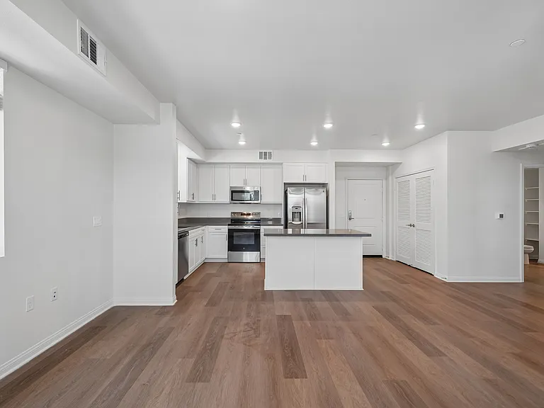 Gallery Park Apartments — Photo 6