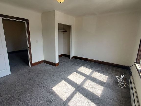 2nd image of 512-514 16th St #2