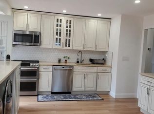 407 Pulaski Rd, Greenlawn, NY 11740