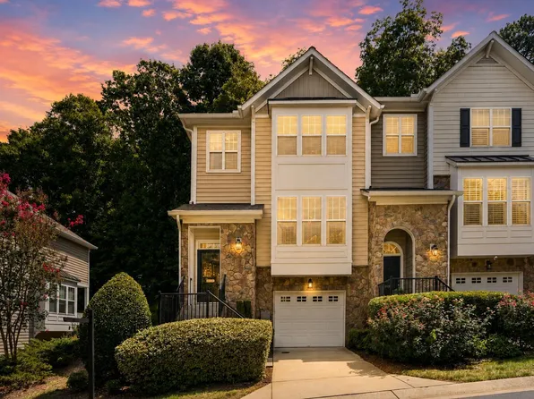6140 Braidwood Ct, Raleigh, NC 27612