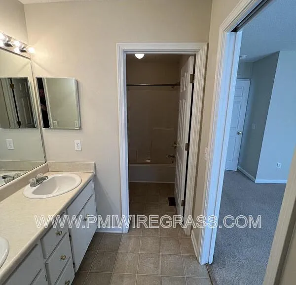 177 N Springview Dr — Photo 29