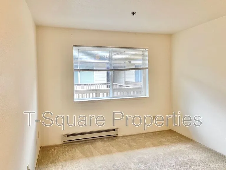 9719 Holly Dr #205 — Photo 4