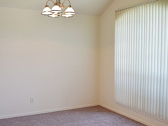 5th image of 5802 Venetian Ct