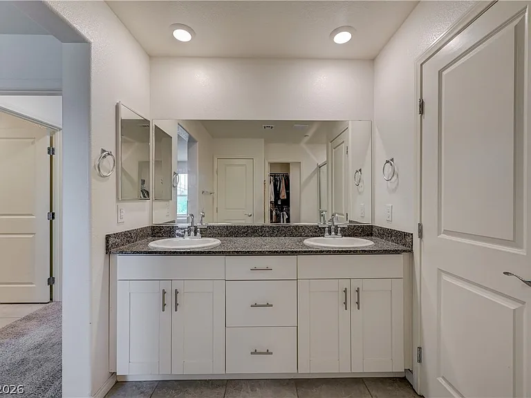 386 Larksong Ave — Photo 40
