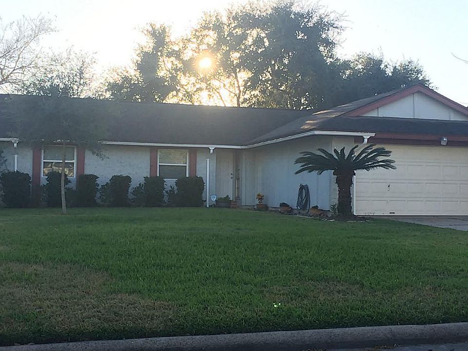 1st image of 16919 Worden Ln