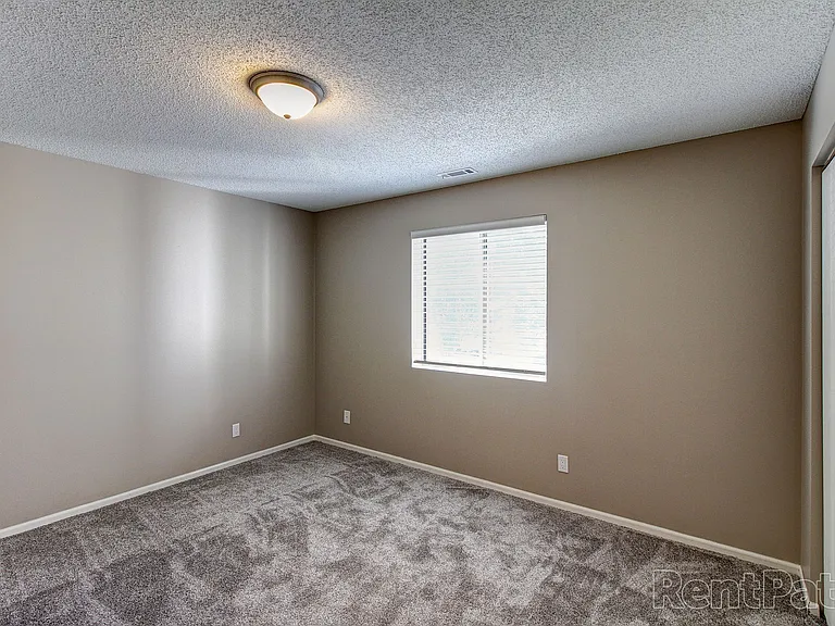 cpa - College Park Apartments — Photo 27