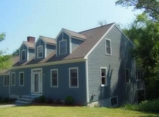 17 Old Rubbly Rd, Beverly, MA 01915