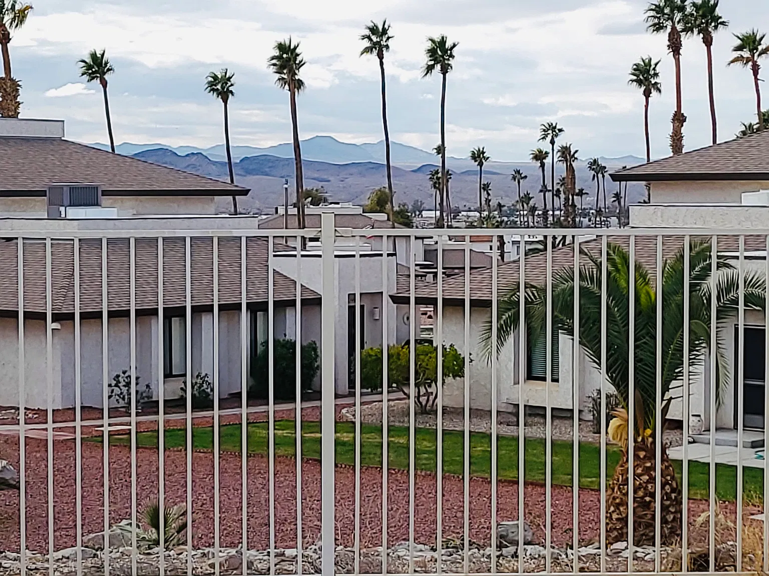 3 bed, 1.5 bath, 985 sqft, $1,775 — Photo 1