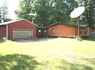 10221 N Polk Ave, Harrison, MI 48625