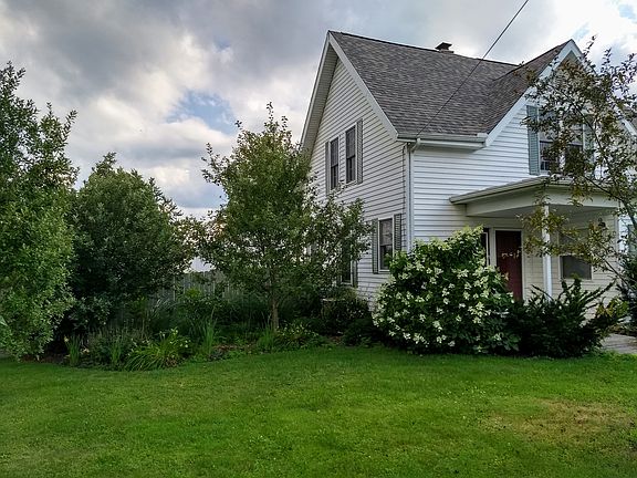 3rd image of 315 W Spencer St