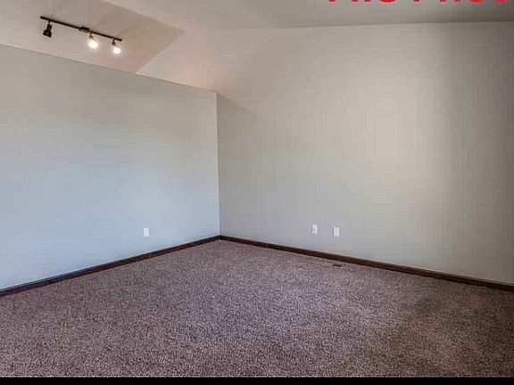 3rd image of 12578 W Devonshire Ave