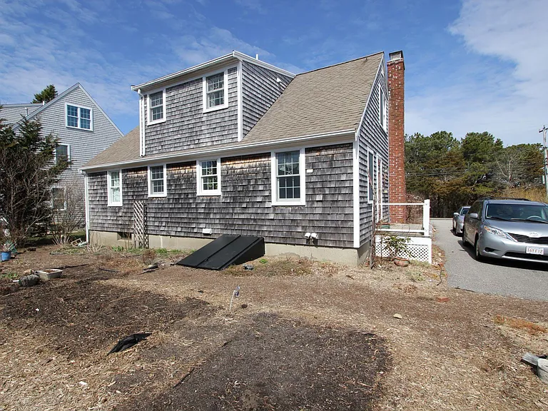 68 Town Neck Rd — Photo 17
